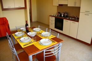 Basic Apartment, 1 Bedroom | In-room dining - Medimare Residence Club (Patti)