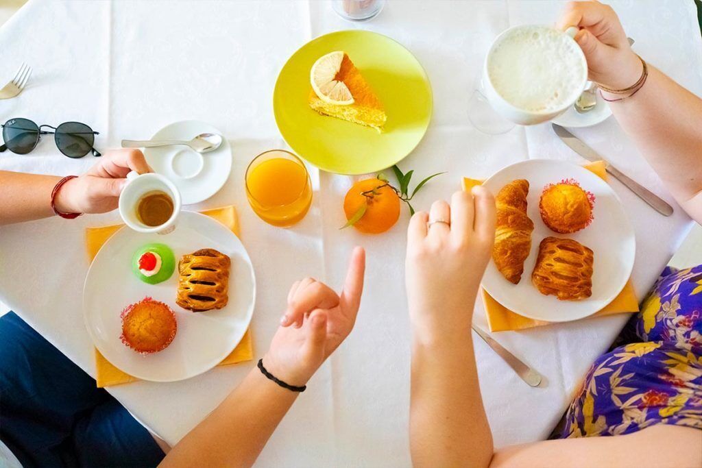 Petit déjeuner buffet