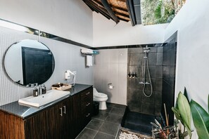 Villa - 2 soveværelser - privat pool (The Warna) | 4 soveværelser, premium-sengetøj, senge med topmadrasser