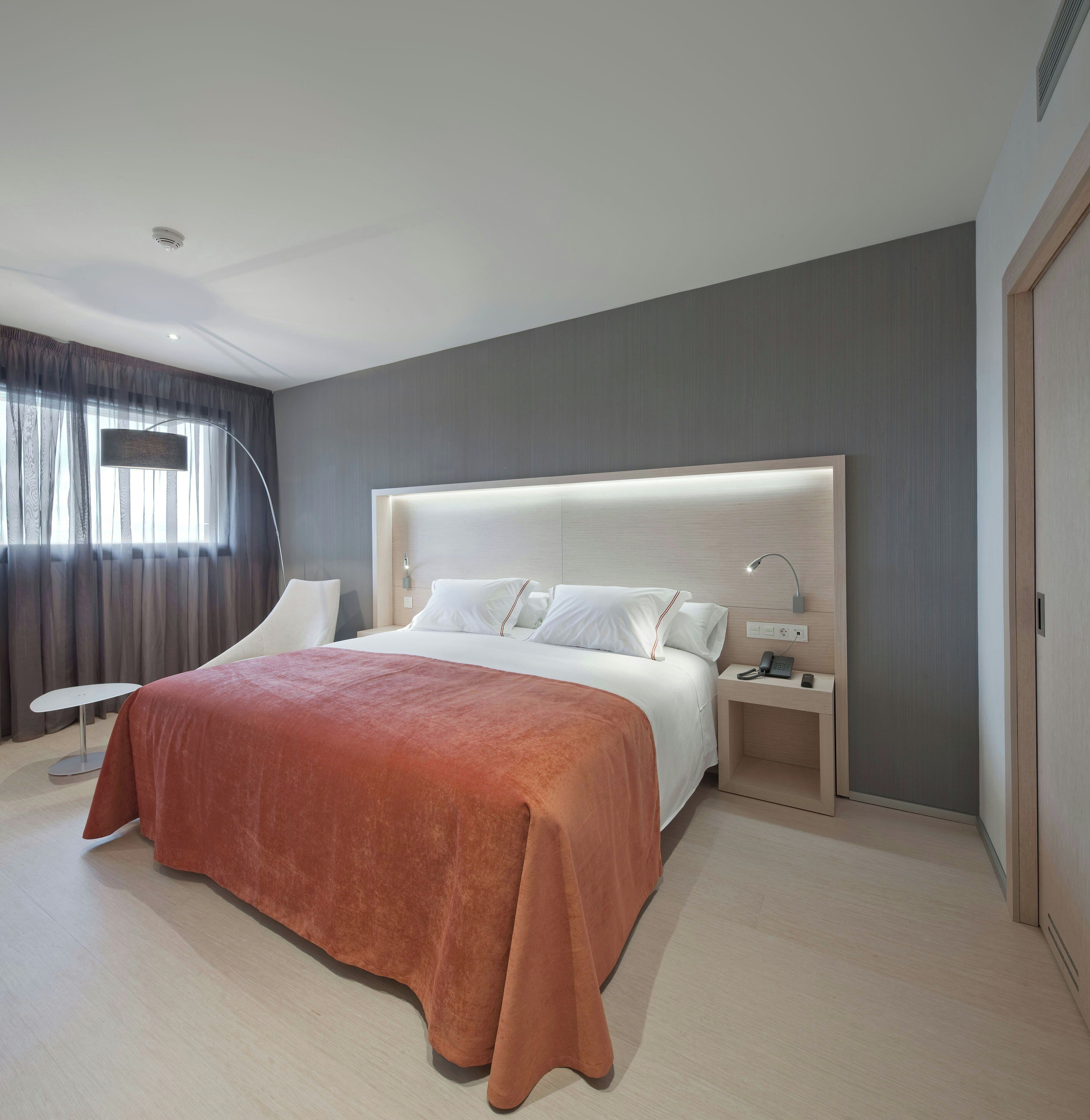 Junior-Suite | Hochwertige Bettwaren, Daunenbettdecken, Select-Comfort-Betten