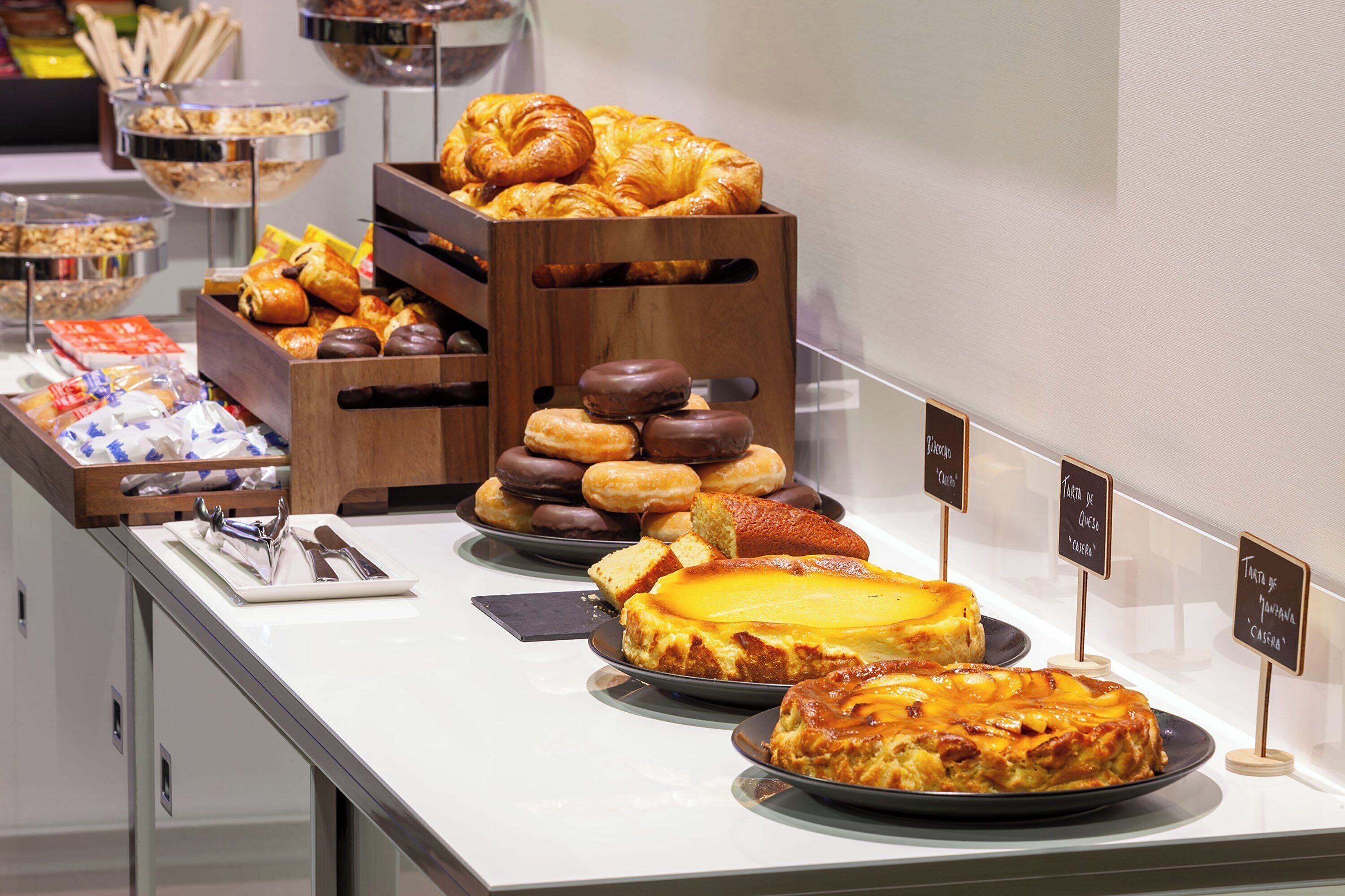 daily buffet breakfast (eur 13 per person)