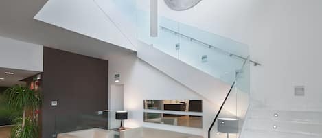 Kawasan tempat duduk lobi