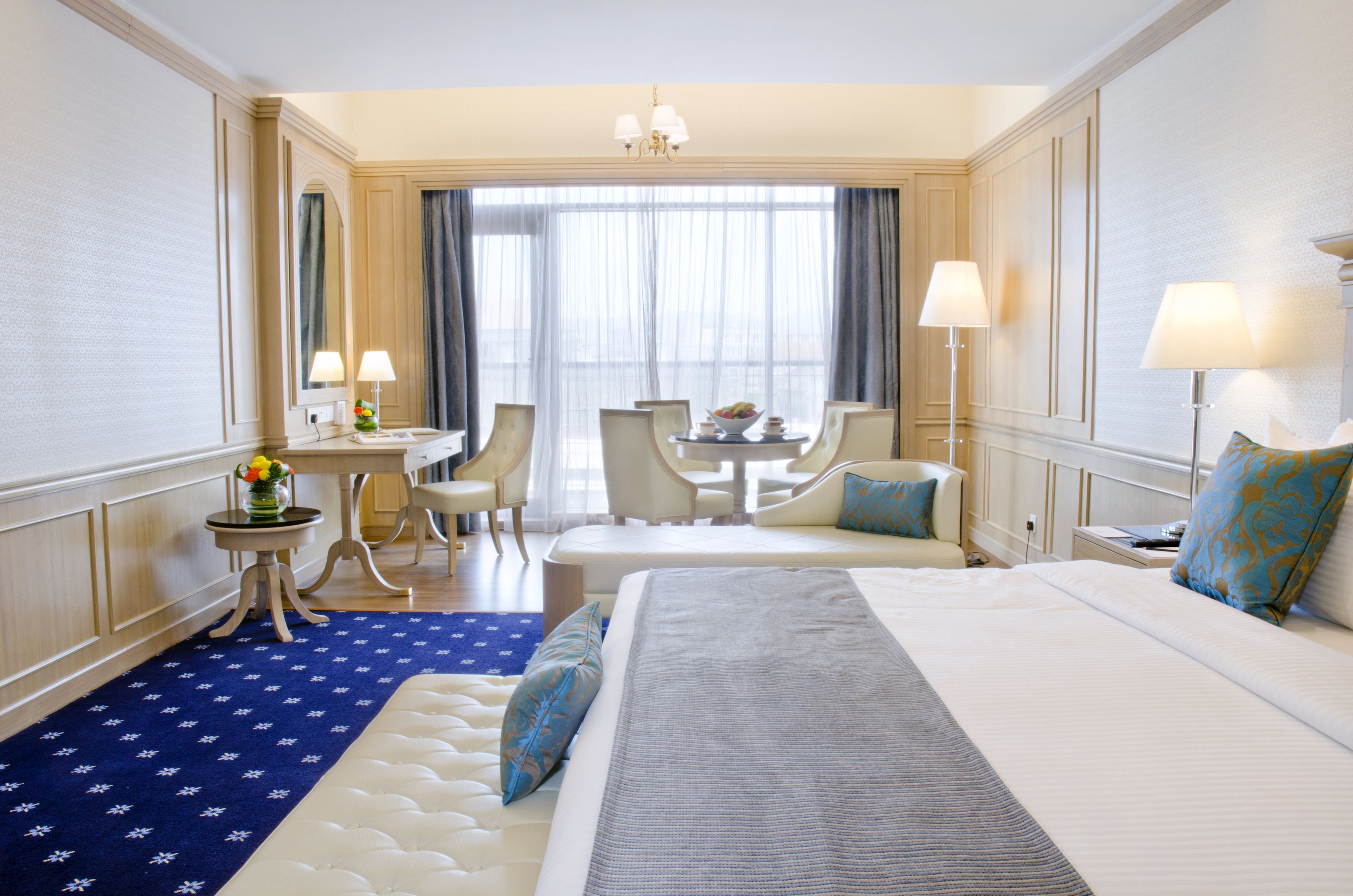 minibar, in-room safe, desk, blackout curtains