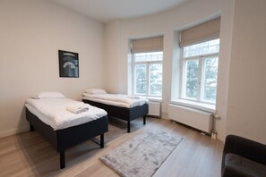 LÀgenhet Basic | StrykjÀrn/strykbrÀda, gratis wi-fi och sÀngklÀder