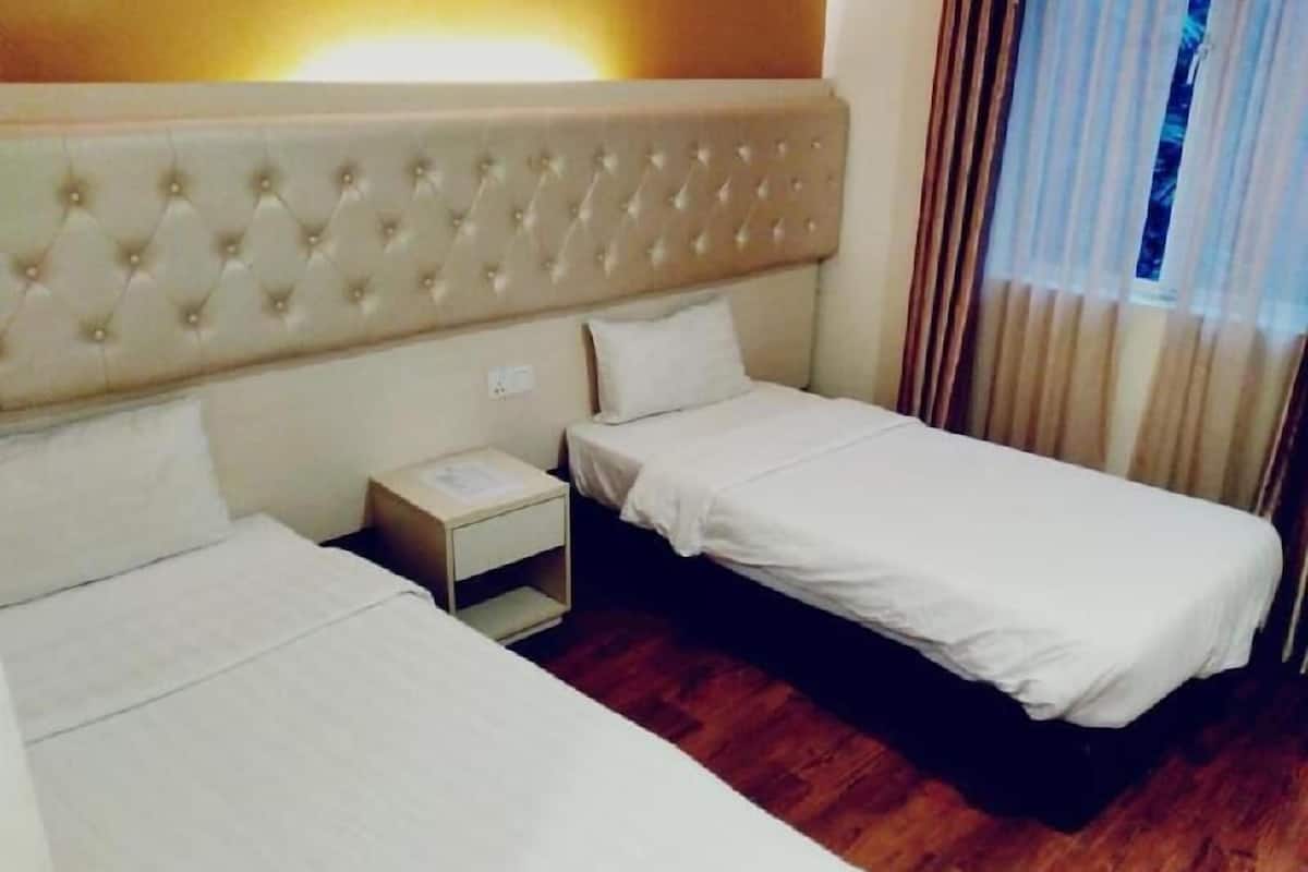 In-room safe, desk, free WiFi, bed sheets