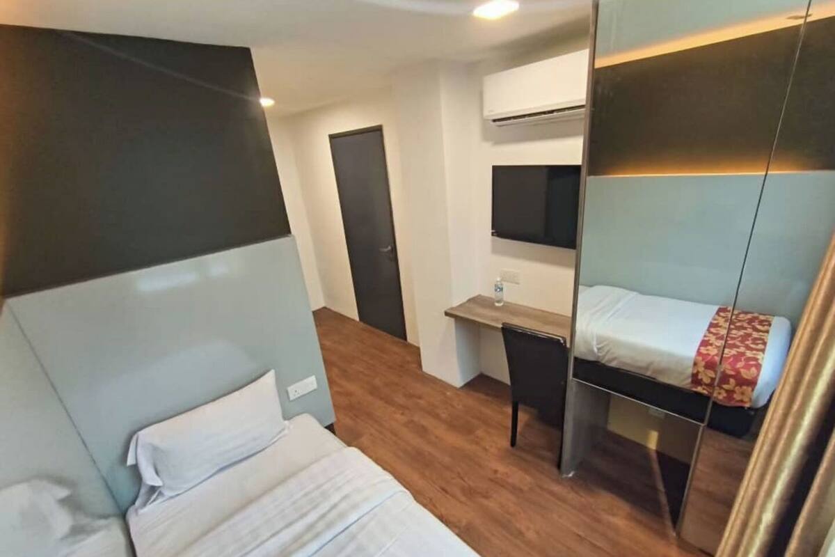 In-room safe, desk, WiFi (free), bed sheets
