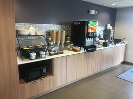 Free daily full breakfast