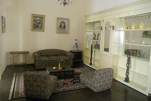 Loft | Coin salon dans le hall