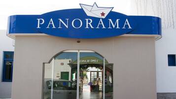 Entrada al alojamiento