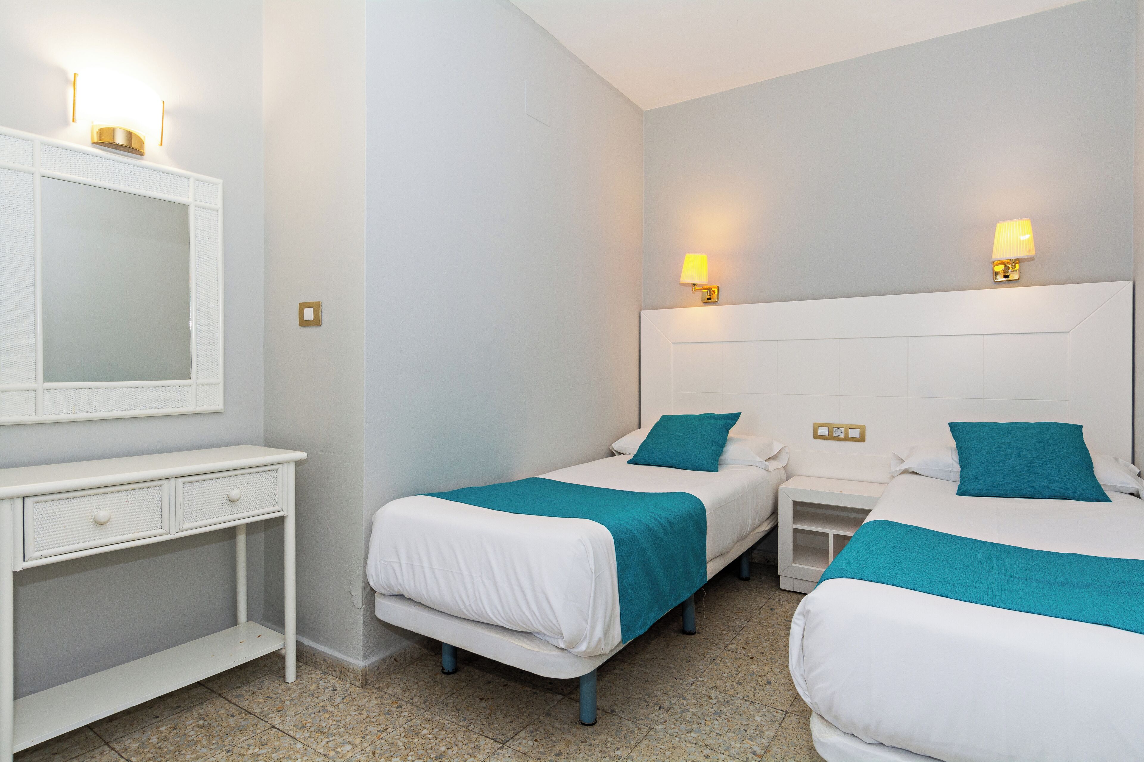 Blackout drapes, WiFi (free), bed sheets