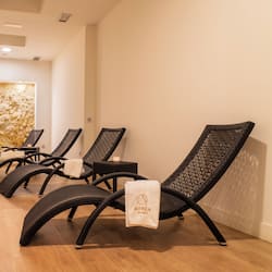 Sauna, steam room, Turkish bath, body treatments, facials