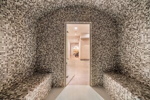 Sauna seca, sauna a vapor, banho turco/hammam, tratamentos corporais