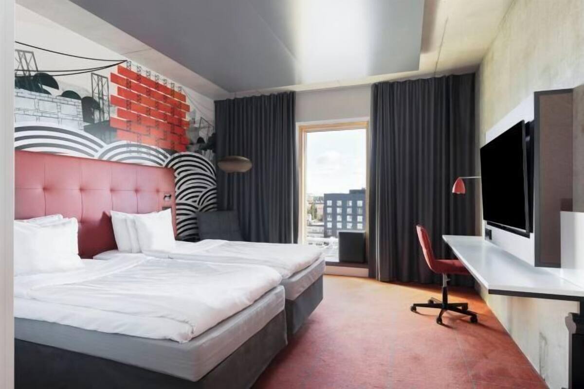 Minibar, in-room safe, individually decorated, desk