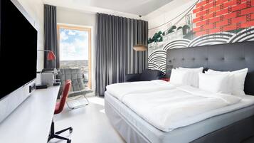 Zimmer, 1 King-Bett (Solo Up King with extrabed) | Minibar, Zimmersafe, individuell dekoriert, Schreibtisch