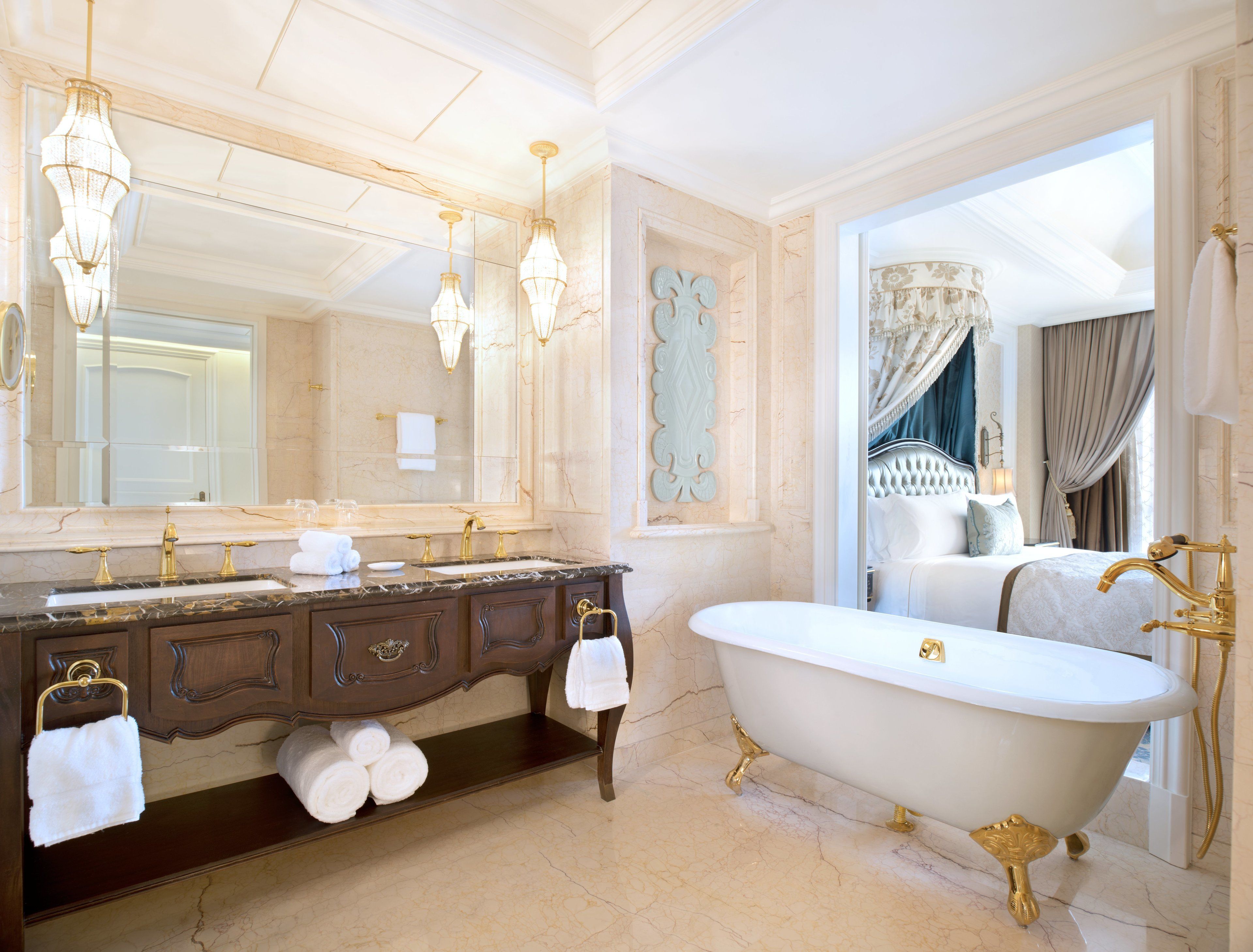 要問い合せ♥️高級ホテル空間♥️ラグジュアリー　店舗什器　キラキラ　チェスト ザ キャッスル ホテル ラグジュアリー コレクション ホテル 大連 (大連