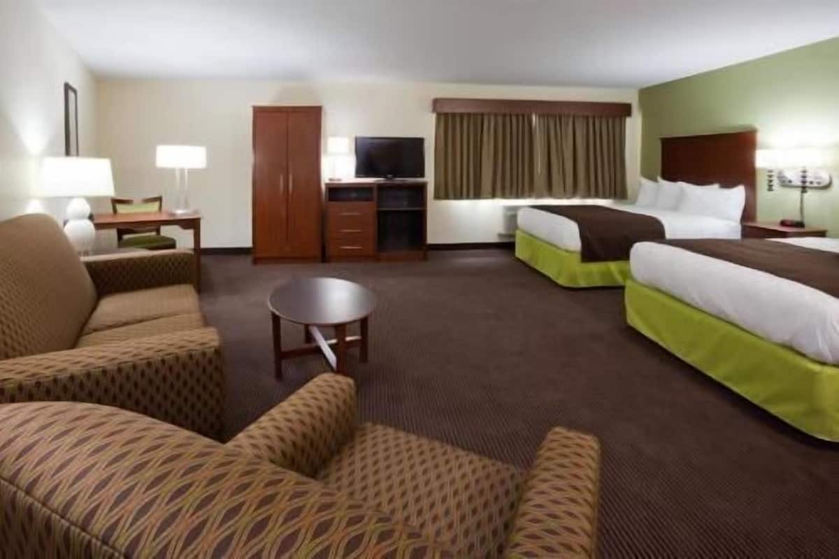 Desk, iron/ironing board, free cribs/infant beds, free WiFi