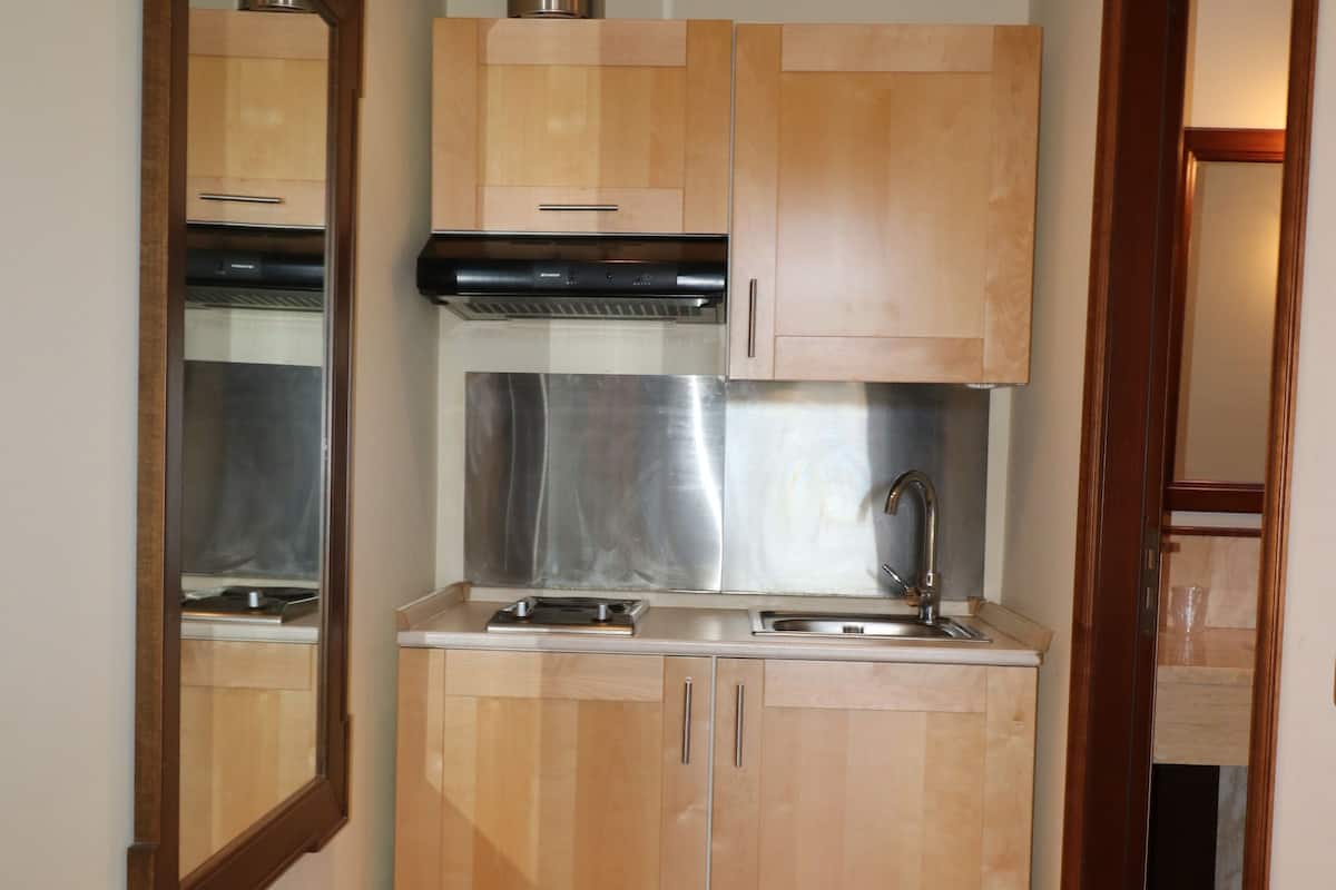 comfort triple room, 1 bedroom | private kitchen | fridge