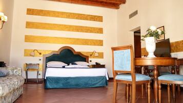 Appartamento Premium, 1 letto king, patio, sul cortile | 1 camera, biancheria in cotone egiziano