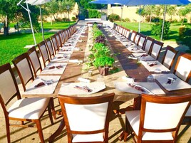 Pizza, näkymät puutarhaan 