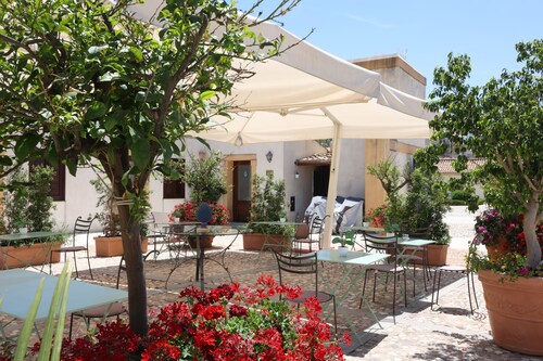 Villa Lampedusa Hotel & Residence