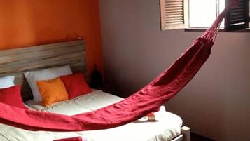 Apartment, 2 Bedrooms | Desk, free WiFi