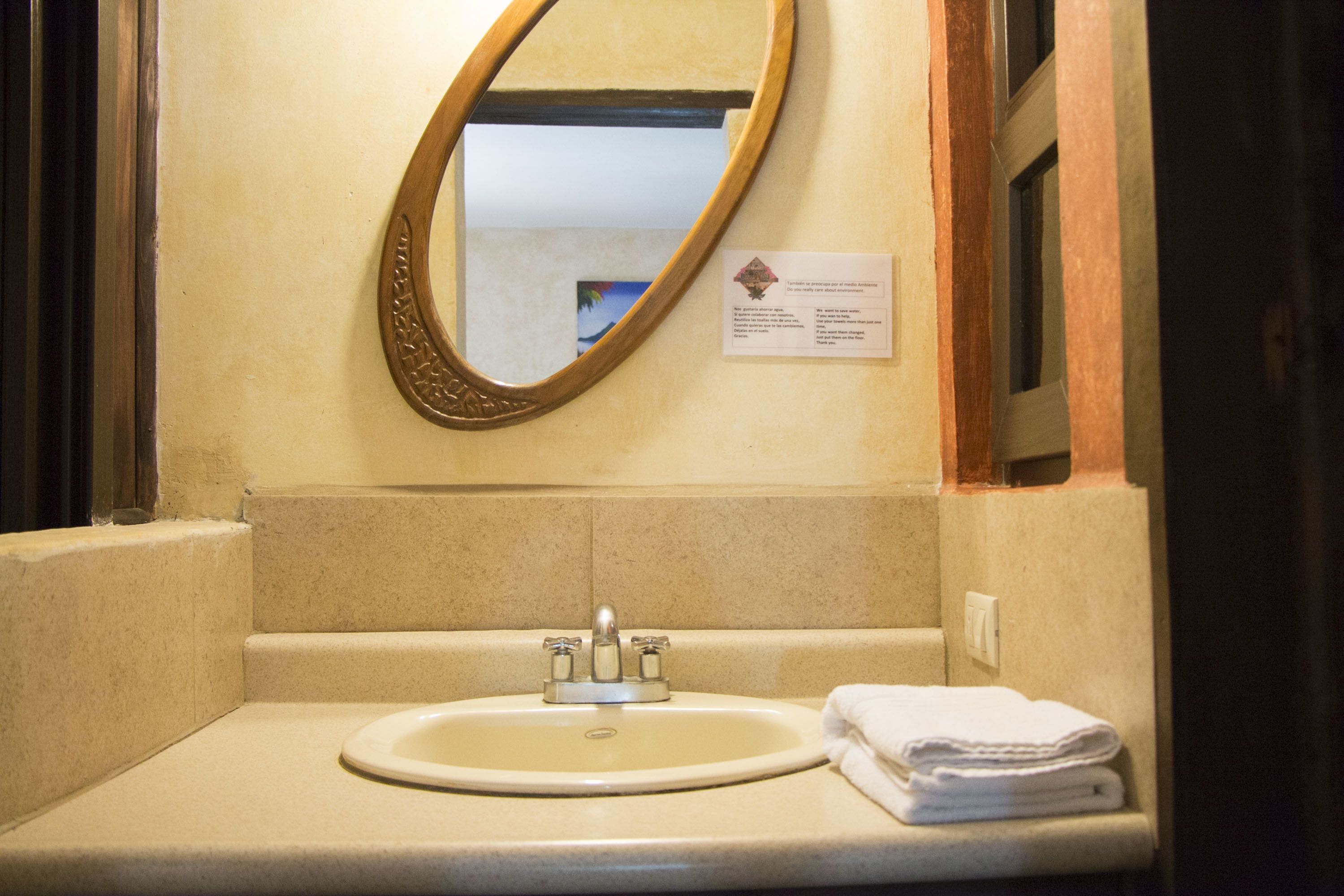 double room | bathroom | towels