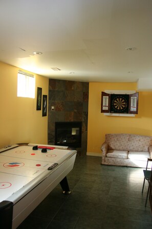 Mountain House (pillows and duvets are provided - bed linens and towels are NOT provided) | Living area | TV