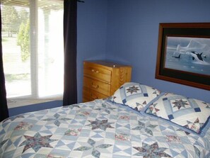 Mountain House (pillows and duvets are provided - bed linens and towels are NOT provided) | Individually decorated, individually furnished, blackout curtains