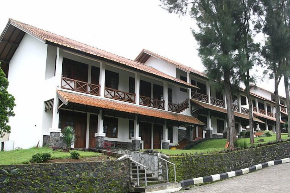 Berlian Resort