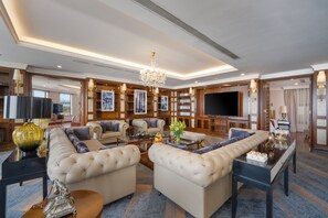 Ático de lujo | Minibar, caja fuerte, cortinas opacas y sistema de insonorización