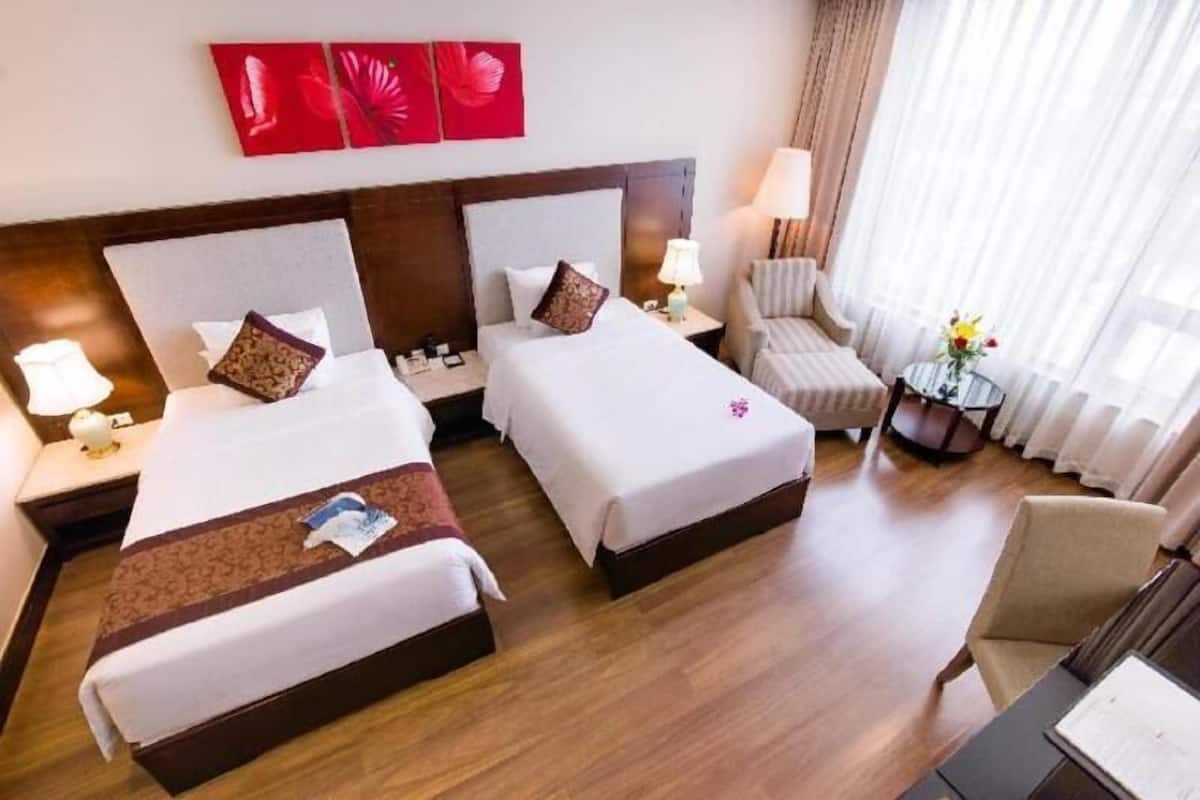 Minibar, in-room safe, blackout drapes, soundproofing