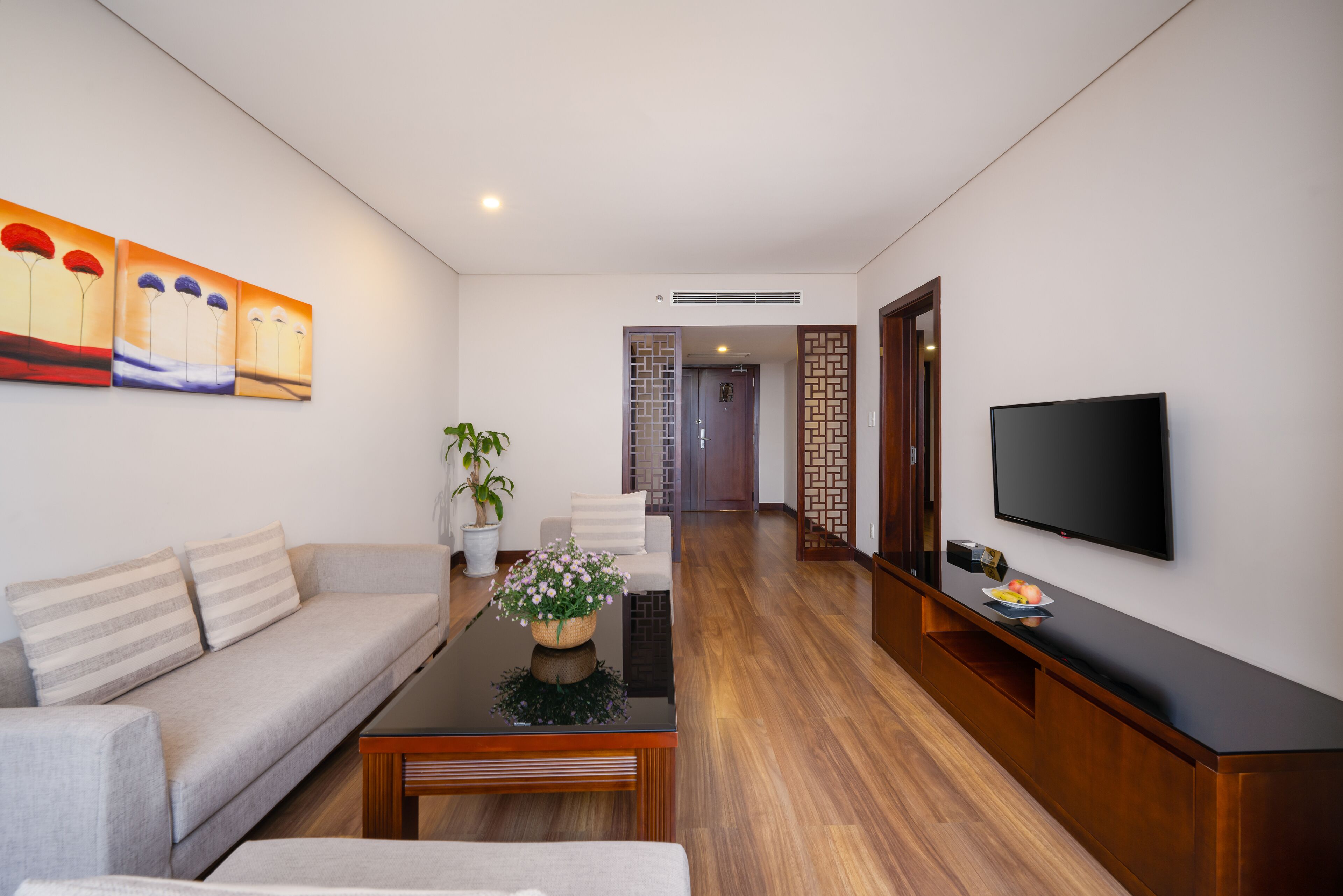 premier suite (free pick up airport service, please  book at least 1 day before arrival date) | living room | lcd tv