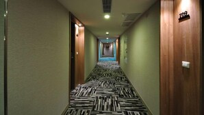 Lorong