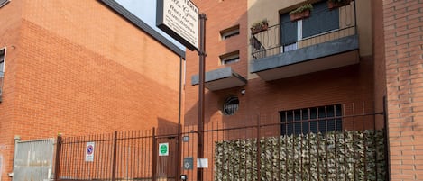 Fachada de la propiedad