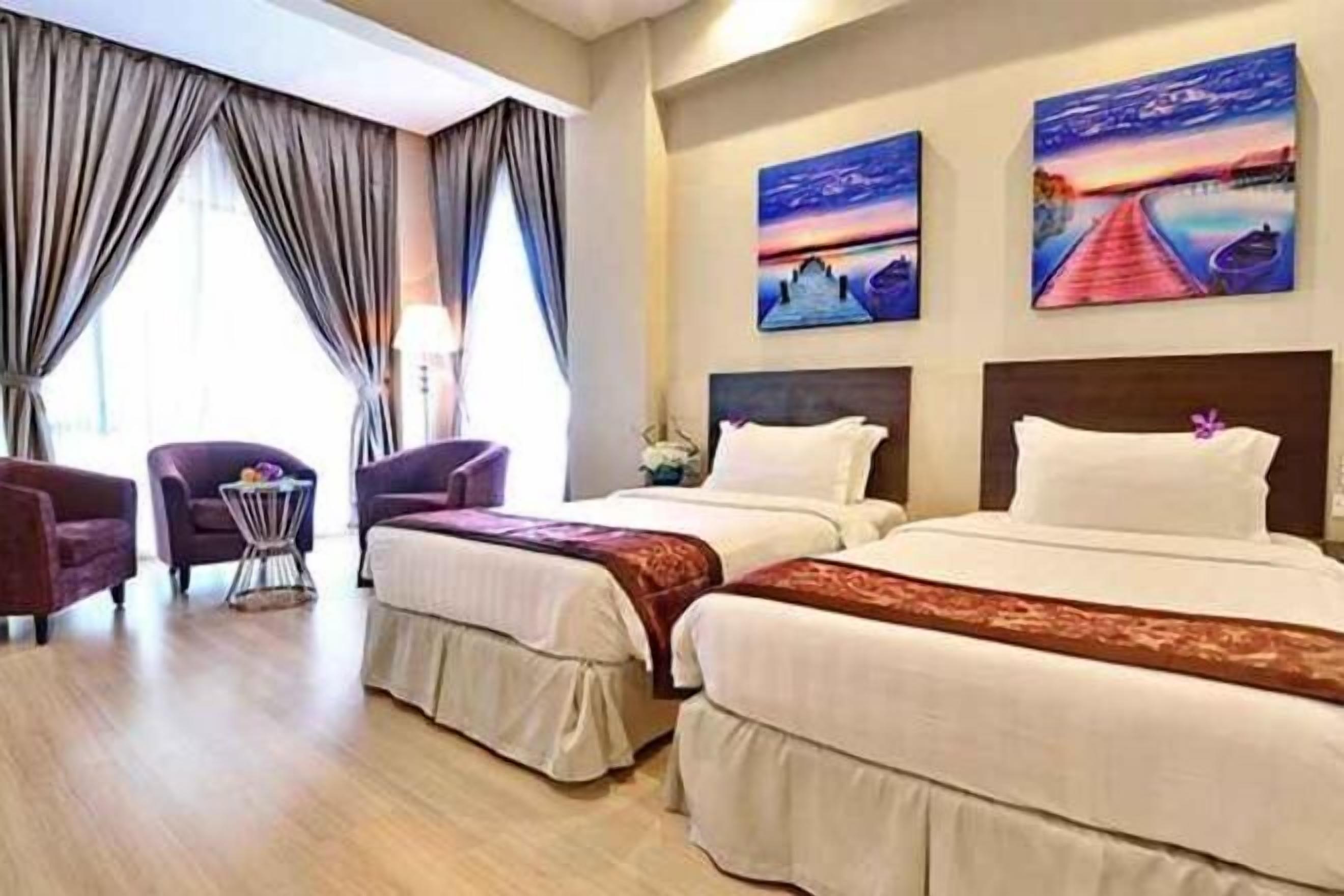 Minibar, in-room safe, iron/ironing board, free WiFi