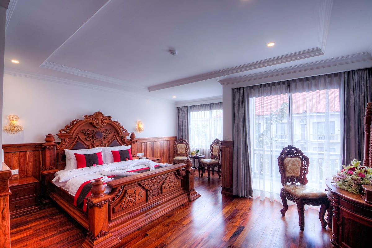 Executive Suite-Free Pick Up | Ropa de cama de alta calidad, camas con pillow-top y minibar
