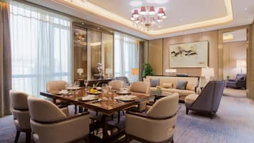 Télévision LCD de 42 pouces avec chaînes numériques, télévision