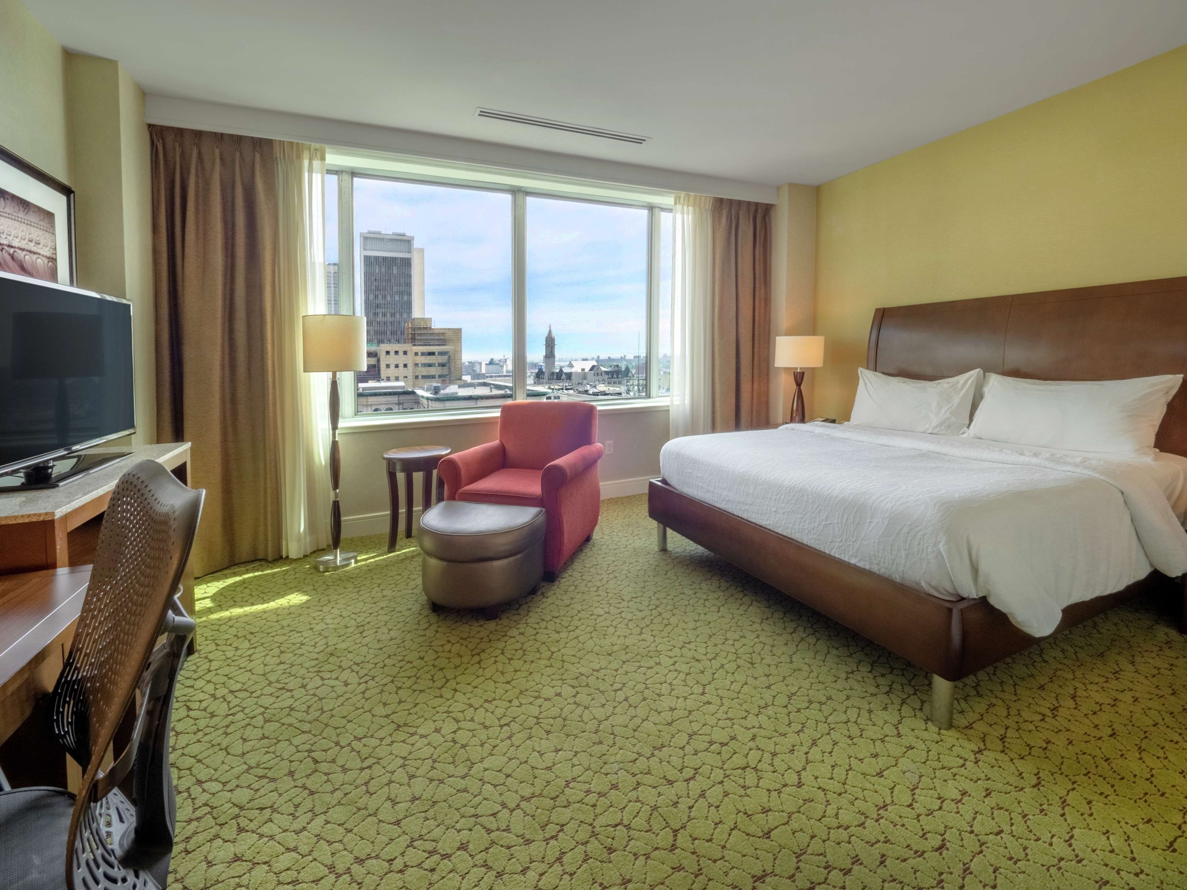 Room, 1 King Bed, Bathtub, City View (Accessible) | View from room