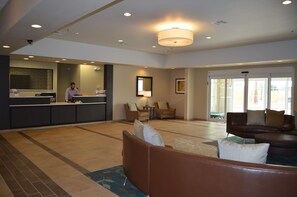 Lobby - Candlewood Suites Harlingen by IHG (Harlingen)