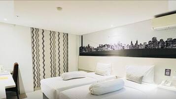In-room safe, iron/ironing board, free WiFi