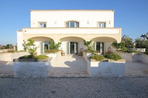 Front of property - Masseria Lama di Coccaro (Fasano)