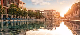 La Local Suites & Spa