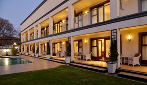 Exterior - Inn & Out Plus Craighall (Randburg)