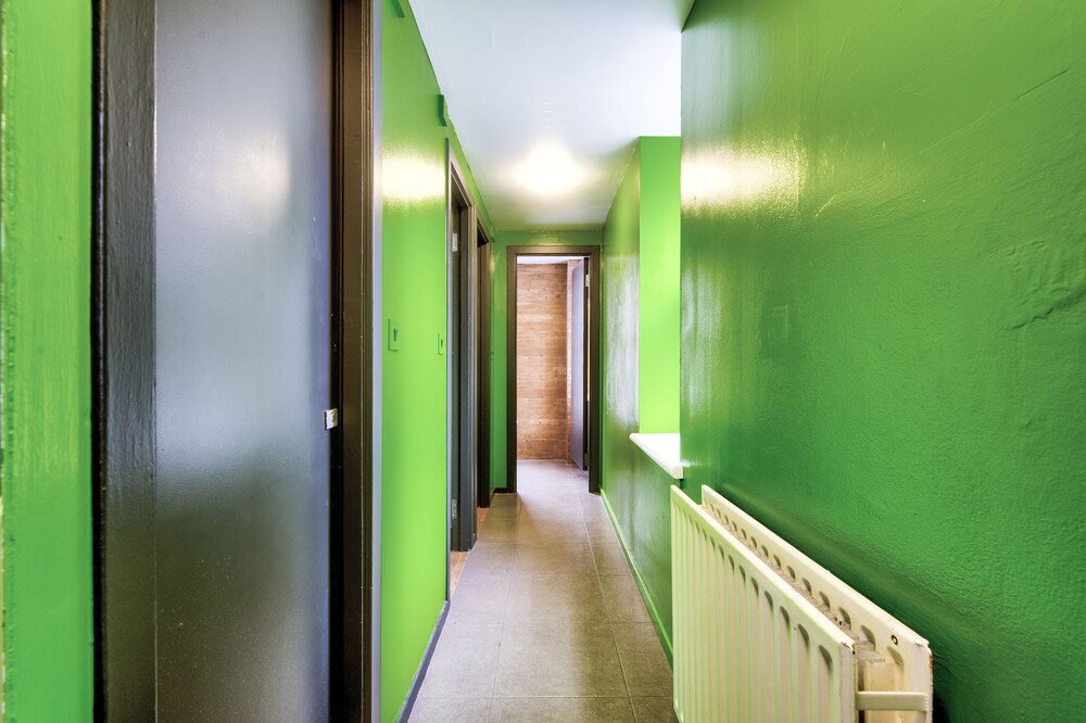 Haystack Hostel by null