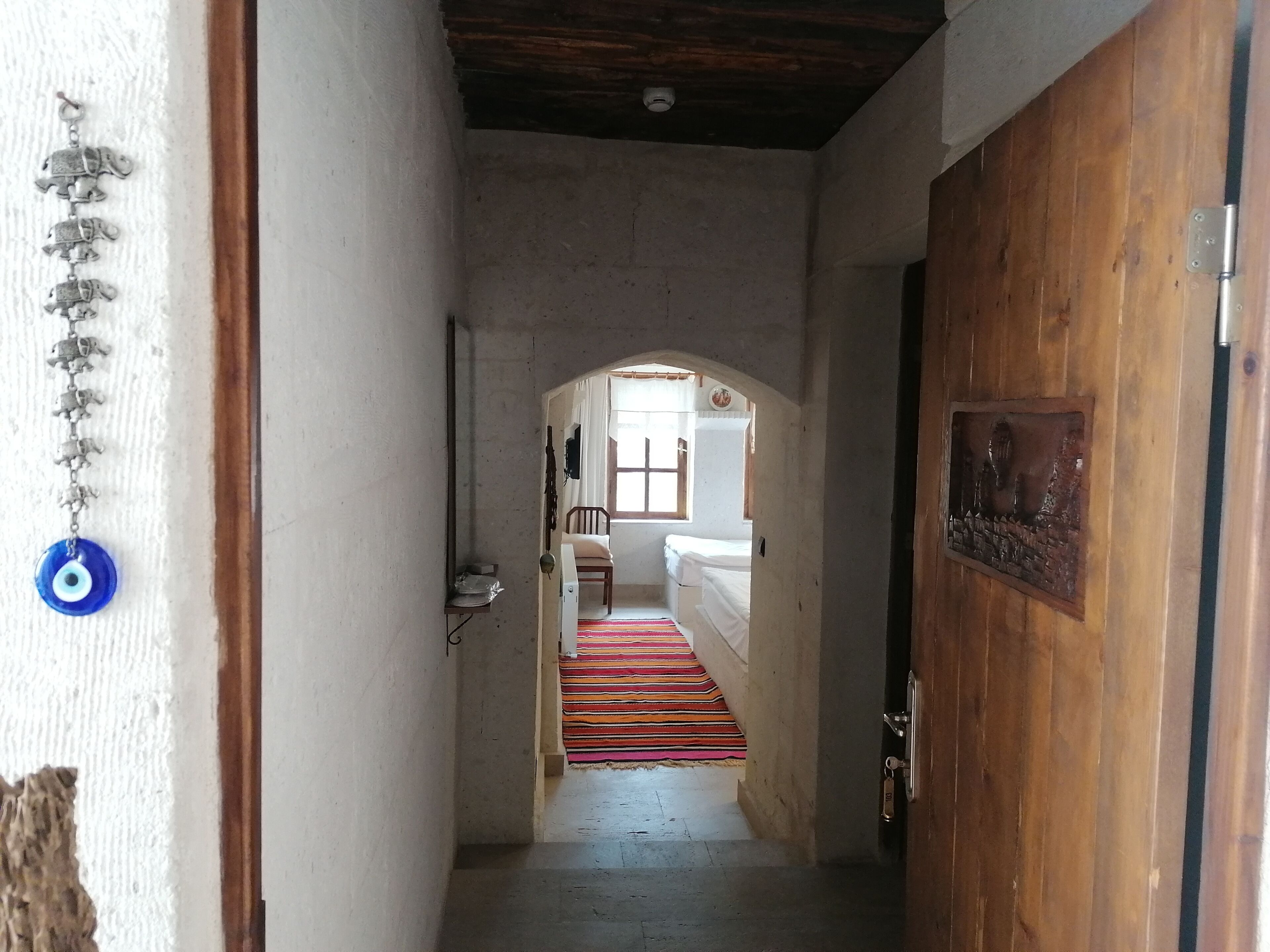 deluxe double or twin room | living area | 22-inch lcd tv with satellite channels, tv