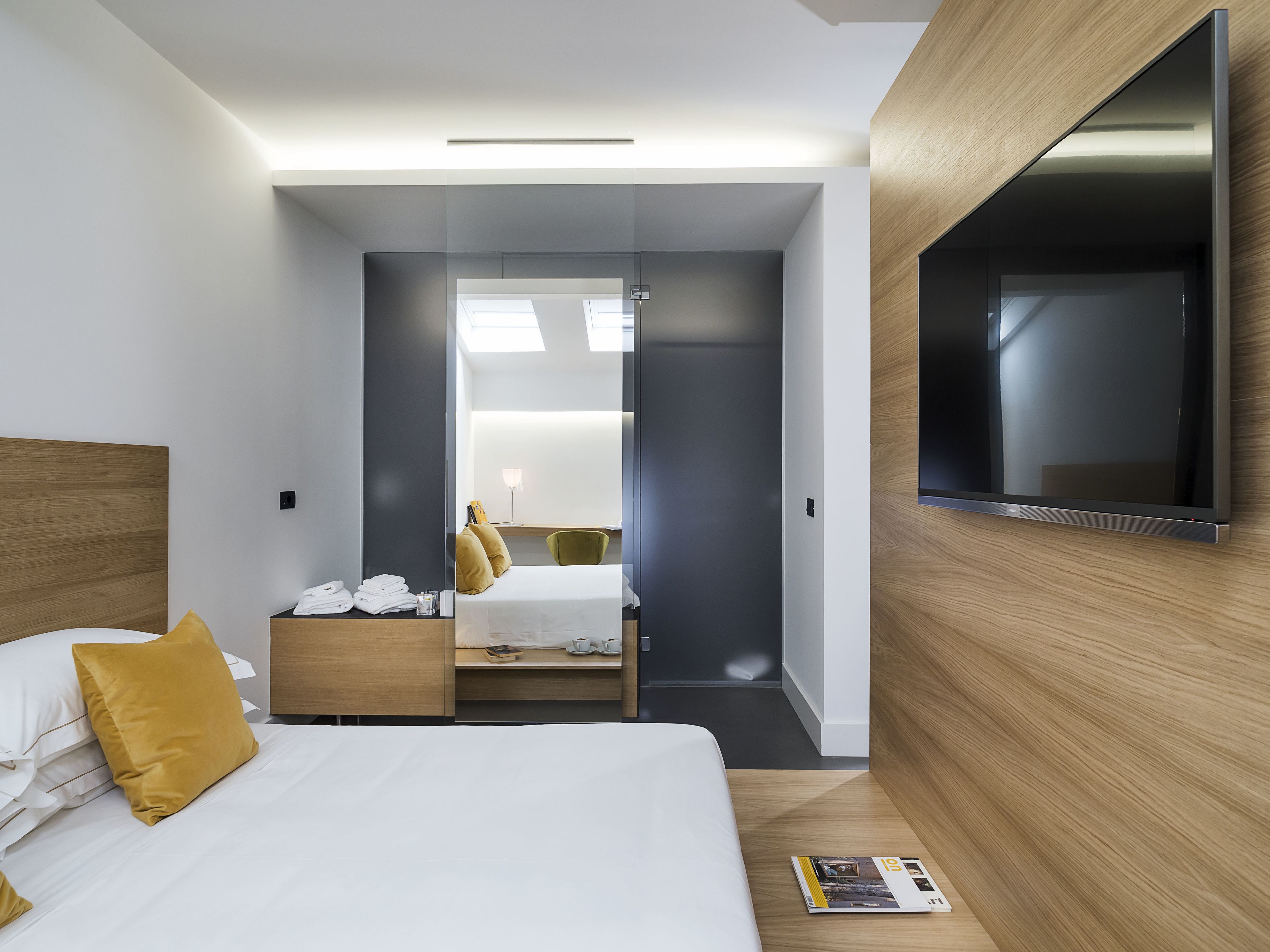 minibar, in-room safe, desk, soundproofing