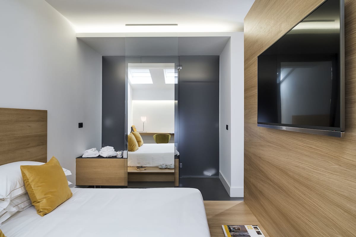 minibar, in-room safe, desk, soundproofing