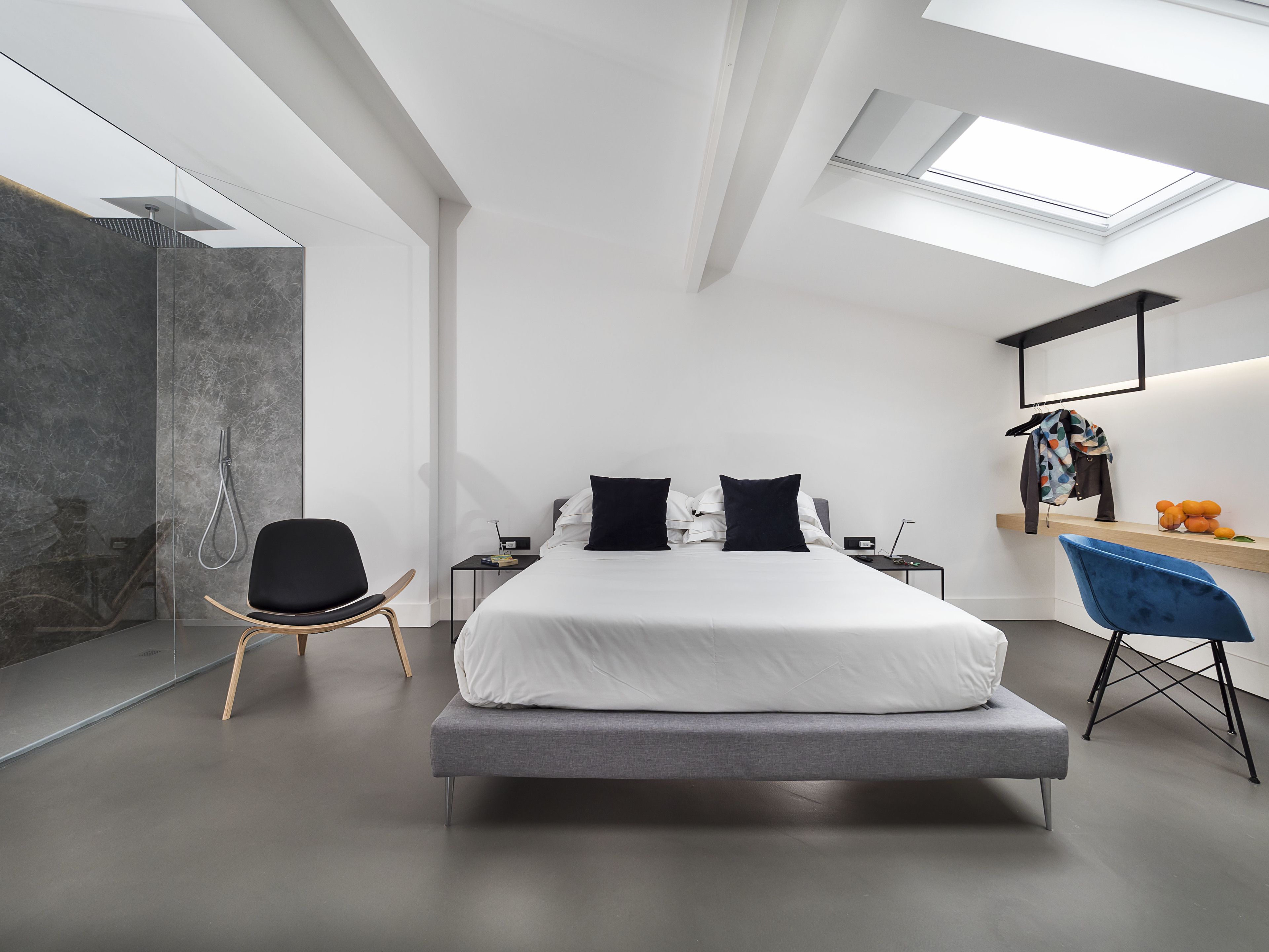 minibar, in-room safe, desk, soundproofing