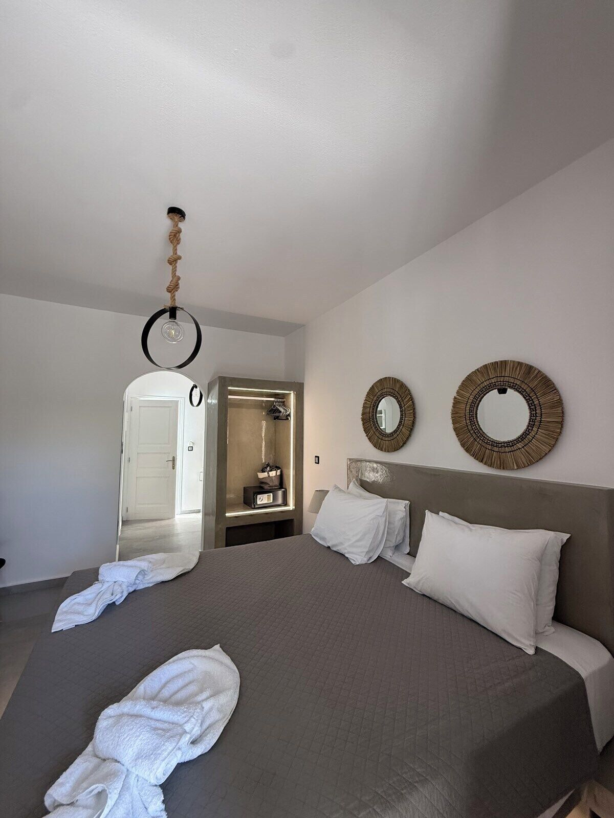Superior Double Room, 1 King Bed, Garden View