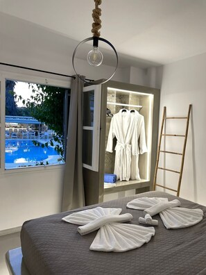 Minibar, coffres-forts dans les chambres, décoration personnalisée